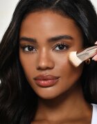 ICONIC London Complexion Brush štětec na krémový a tekutý make-up 1 ks