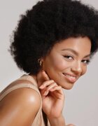 Inglot AMC krémový rozjasňovač na obličej a tělo odstín 69 15 ml