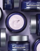 IT Cosmetics Confidence In Your Beauty Sleep omlazující a vyhlazující noční krém 60 ml