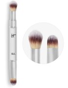 IT Cosmetics Heavenly Luxe Brush štětec na korektor pro ženy 1 ks