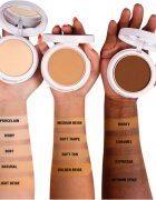 J.Cat Beauty Aquasurance kompaktní pudrový make-up pro střední až plné krytí odstín 100 Porcelain 9 g