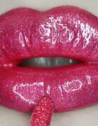 J.Cat Beauty Liptnix Extreme Shimmer Topper třpytivý lesk na rty odstín 110 Plasmon 8 g