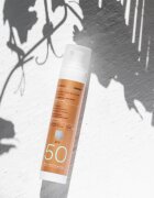 Korres Red Grape Sheer Glow opalovací krém pro rozjasnění pleti SPF 50 50 ml
