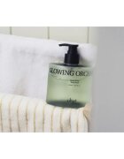KUNDAL Objet Moist Gleam Body Wash parfémovaný sprchový gel pro intenzivní hydrataci s vůní Glowing Orchard 450 ml