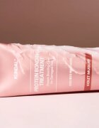 KUNDAL Protein Bonding Care Treatment komplexní péče pro suché a poškozené vlasy s vůní Violet Muguet 250 ml