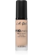 L.A. Girl Cosmetics PRO. Matte HD dlouhotrvající make-up s matným efektem odstín Natural 30 ml
