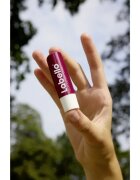 Labello Blackberry Shine hydratační balzám na rty 4.8 g