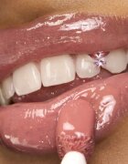 Lancôme Lip Idôle Juicytreat lesk na rty odstín 33 8.5 ml