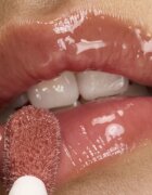 Lancôme Lip Idôle Juicytreat lesk na rty odstín 40 8.5 ml