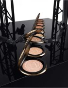 Lancôme Teint Idole Ultra Wear Serum Highlighter rozjasňovač s vitamíny C a E odstín Light Glow 01 10 g