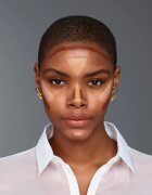 Lancôme Teint Idole Ultra Wear Stick make-up v tyčince s aplikátorem odstín 330 Beige Dore 9 g