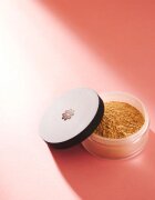 Lily Lolo Mineral Foundation minerální pudrový make-up odstín Porcelain 10 g