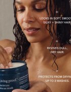 Living Proof Moisture Rescue Mask regenerační a hydratační maska na vlasy s vyživujícím účinkem 236 ml