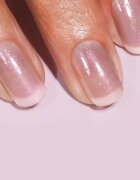 LONDONTOWN Kur Glow Getter rozjasňující lak na nehty 12 ml