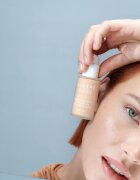 Lumene Invisible Illumination Vegan Collagen Serum in Foundation lehký make-up s vyživujícím účinkem SPF 30 1.5 30 ml