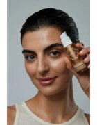 Lumene Natural Glow rozjasňující make-up pro přirozený vzhled SPF 20 odstín 0.5 Light (Cool) 30 ml