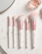 Luvia Cosmetics Daily Essentials sada štětců s pouzdrem Candy
