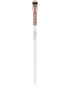Luvia Cosmetics Elegance Detail Shader malý štětec na oční stíny 308 1 ks