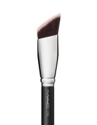 MAC Cosmetics 171S Smooth-Edge All Over Face Brush konturovací štětec 1 ks