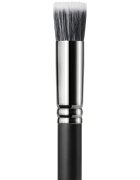 MAC Cosmetics Brush 130S Short Duo Fibre malý štětec pro nanášení tekutých krémových a pudrových produktů 1 ks