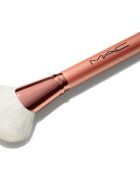 MAC Cosmetics Brush 143S Bronzer Fan Brush štětec na bronzer 1 ks