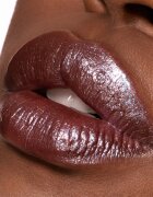 MAC Cosmetics Dazzlelips Crayon třpytivá rtěnka v tužce odstín Cosmic Plum 1.5 g