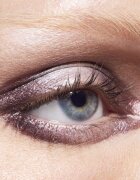 MAC Cosmetics Dazzleshadow Eyeshadow Stick krémové oční stíny v tyčince odstín Taupe It Off 1.6 g