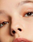 MAC Cosmetics Extended Play Gigablack Lash Mascara řasenka pro natočení a oddělení řas 57 g