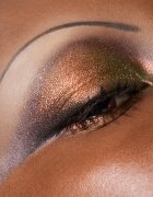 MAC Cosmetics Eye Shadow Multichrome oční stíny odstín Venom 1 g