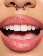 MAC Cosmetics Glow Play Lip Balm vyživující a hydratační balzám na rty odstín Smile 3.14 g