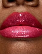 MAC Cosmetics Holiday Lipglass Air lesk na rty odstín Ruby Whoa 5 ml