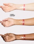 MAC Cosmetics Holiday Lipglass Air lesk na rty odstín Ruby Whoa 5 ml