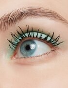 MAC Cosmetics Lash Dry Shampoo Mascara Refresher vrchní vrstva na řasenku s efektem suchého šamponu pro objem a oddělení řas 1.7 g