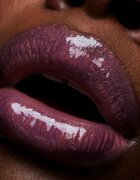 MAC Cosmetics Lipglass lesk na rty odstín Love Child 31 ml