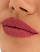 MAC Cosmetics Locked Kiss 24h Lipstick dlouhotrvající rtěnka s matným efektem odstín Connoisseur 18 g