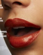 MAC Cosmetics Lustreglass Sheer-Shine Lipstick lesklá rtěnka odstín Uncensored 3.5 g