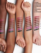 MAC Cosmetics MACximal Silky Matte Lipstick matná rtěnka odstín Smoked Purple 35 g