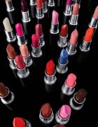 MAC Cosmetics MACximal Sleek Satin Lipstick Mini saténová rtěnka pro dokonalý vzhled odstín BRICK-O-LA 1.5 g