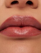MAC Cosmetics MACximal Sleek Satin Lipstick Mini saténová rtěnka pro dokonalý vzhled odstín CREME IN YOUR COFFEE 1.5 g