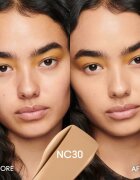 MAC Cosmetics Mini Studio Fix Fluid SPF 15 24HR Matte Foundation + Oil Control matující make-up SPF 15 odstín NC30 15 ml