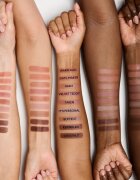 MAC Cosmetics Powder Kiss Lip + Cheek Mousse multifunkční líčidlo na rty a tváře odstín More The Mehr-ier 5 ml