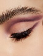 MAC Cosmetics Powder Kiss Soft Matte Eye Shadow oční stíny odstín P for Potent 1.5 g