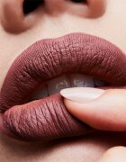 MAC Cosmetics Retro Matte Liquid Lipcolour matná tekutá rtěnka odstín Topped with Brandy 5 ml
