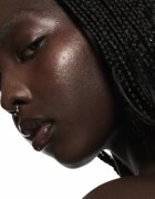 MAC Cosmetics Strobe Liquid Blush tekutá tvářenka odstín Ice Gleam 4.3 ml