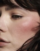 MAC Cosmetics Strobe Liquid Blush tekutá tvářenka odstín Plummy Bare 4.3 ml