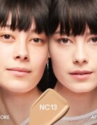 MAC Cosmetics Studio Fix Fluid SPF 15 24HR Matte Foundation + Oil Control matující make-up SPF 15 odstín NC13 30 ml
