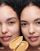 MAC Cosmetics Studio Radiance 24HR Luminous Lift Concealer Mini tekutý korektor odstín NC20 1.8 ml