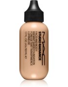 MAC Cosmetics Studio Radiance Face and Body Radiant Sheer Foundation lehký make-up na obličej a tělo odstín N1 50 ml