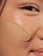 Mádara MÁDARA Skinonym Semi-Matte Peptide dlouhotrvající make-up s peptidy odstín Golden Sand 50 30 ml