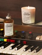 Maison Margiela REPLICA Jazz Club vonná svíčka 165 g